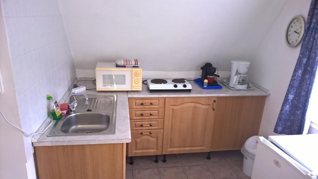 Dóra Apartmanház Zalakaros Szoba fotó